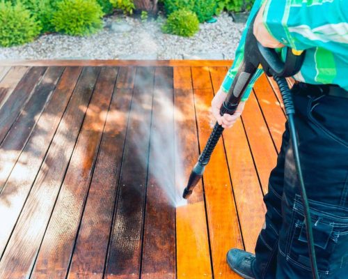 cleaning-wpc-decking